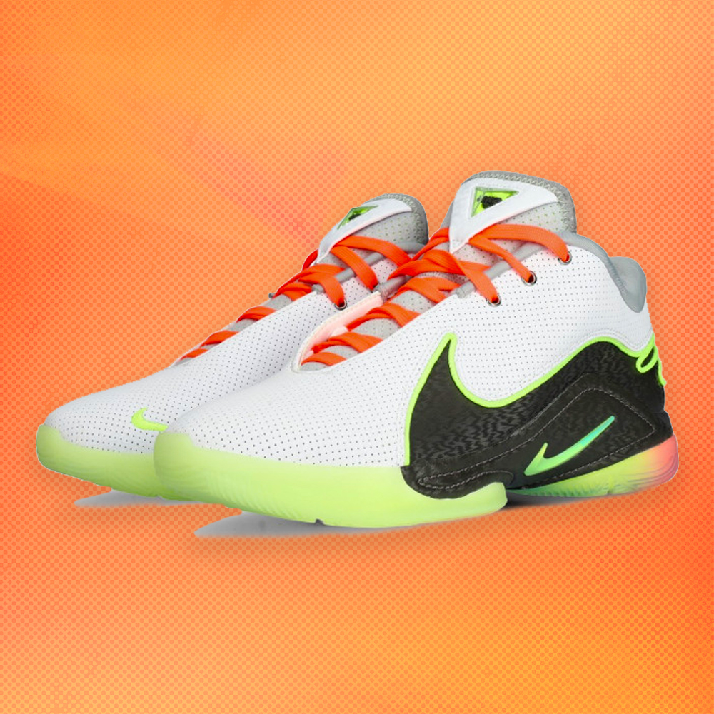 Кроссовки Nike LeBron 22