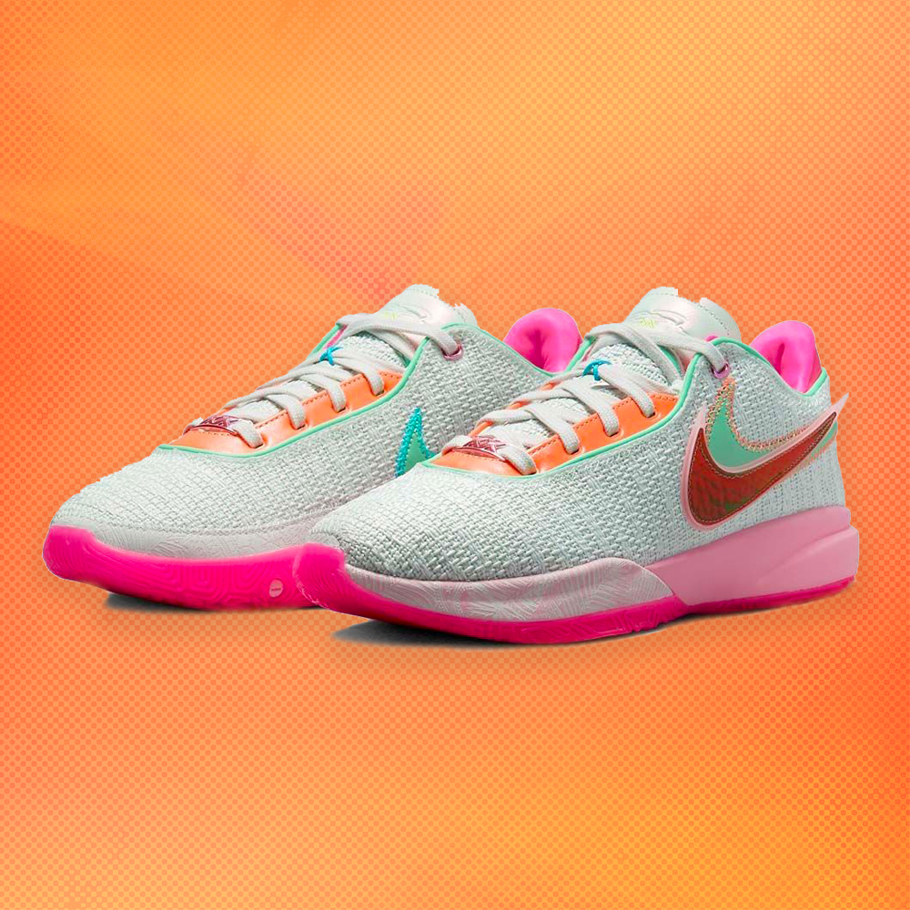 Кроссовки Nike LeBron 20