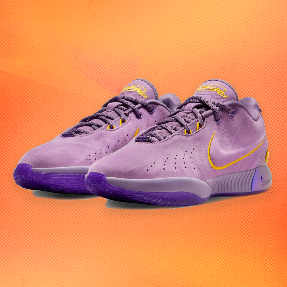 Кроссовки Nike LeBron 21