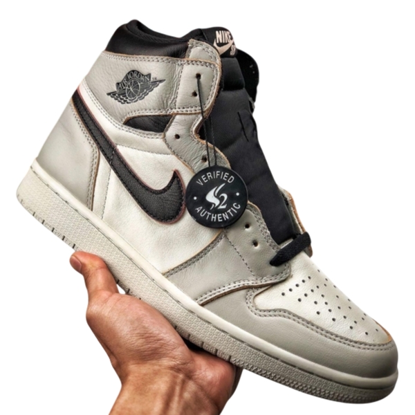 Nike SB x Air Jordan 1 Light Bone