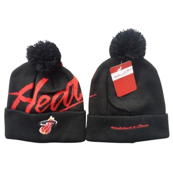 Шапка NBA Miami Heat Mitchell & Ness Black Red